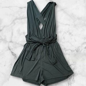 SBetro Black Halter Shorts Romper Size Large